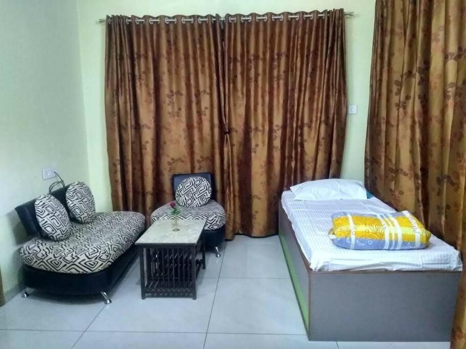 Luxurious 2 Bhk Ac Or Non Ac Bavdhan *