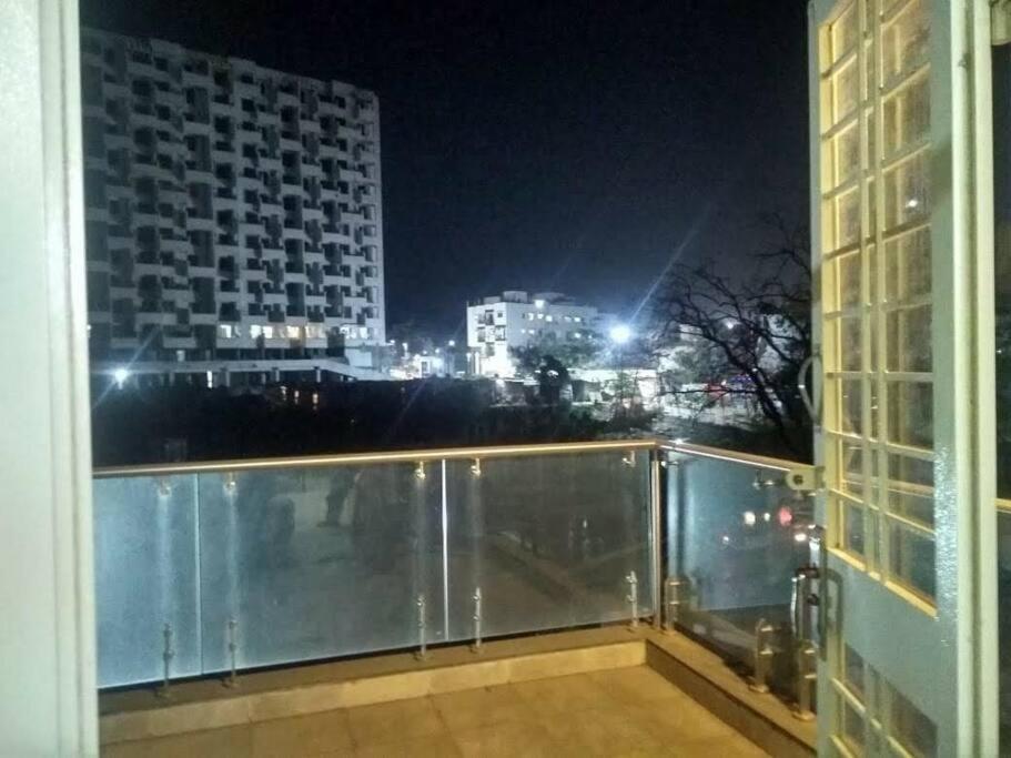 Luxurious 2 Bhk Ac Or Non Ac Bavdhan Holiday home Pune