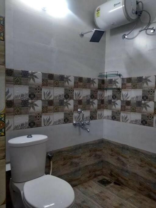 Luxurious 2 Bhk Ac Or Non Ac Bavdhan *