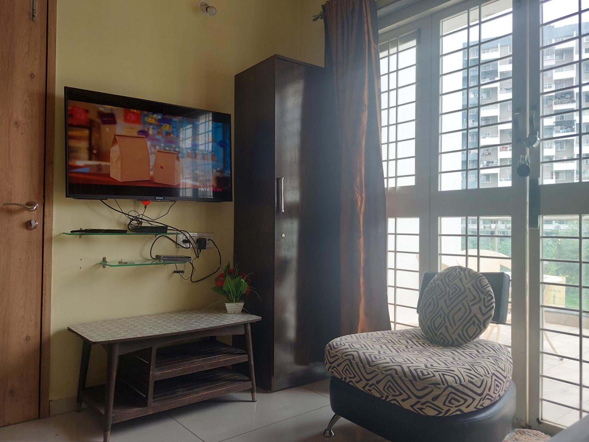 Holiday home Luxurious 2 Bhk Ac Or Non Ac Bavdhan Pune
